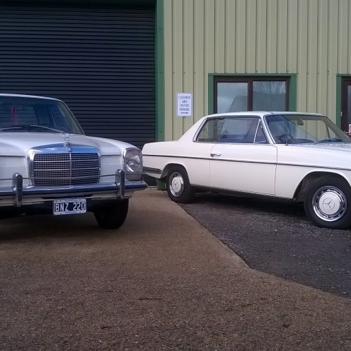 Mercedes W114 250CE
