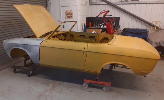Peugeot 304 body shell restoration