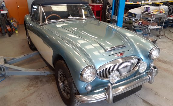 Austin Healey bodywork and paint