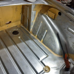 Peugeot 304 body shell restoration